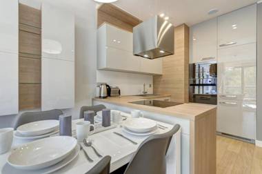 Dom & House - Apartamenty Nadmorski Dwór