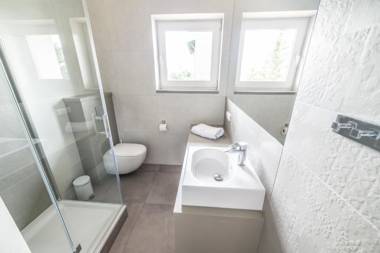 Silver One Apartments