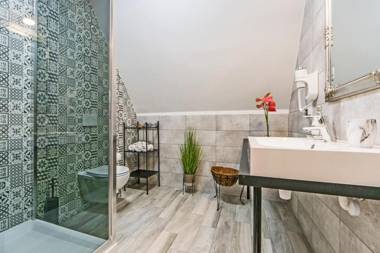 Black Swan House Old Town