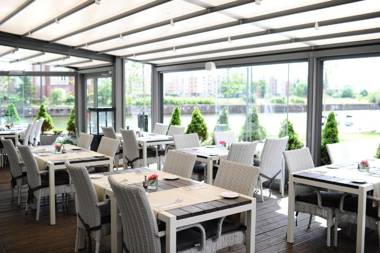 Hotel Almond Business & SPA