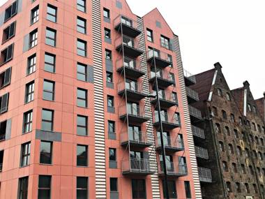 Grand Apartments - Apartments Waterlane Island