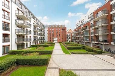 Blue Mandarin Marina