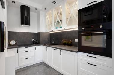 Elite Apartments Garden Gates Premium