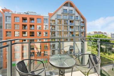 Downtown Apartments Aura III