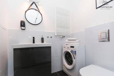 City Center - Świętej Barbary by Apartmore