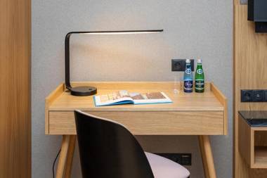 Deo Plaza by Rent like home -pink-