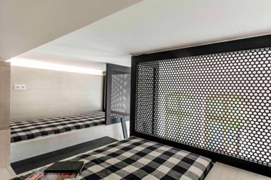 Lofty Kampus Garnizon