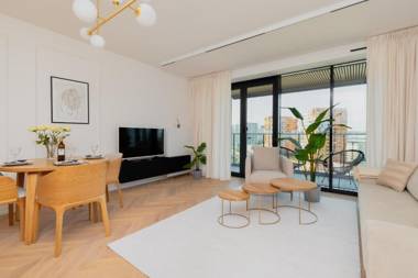 Gdańsk Tarasy Bałtyku by Renters