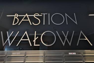 Bastion Wałowa Apartments by Renters