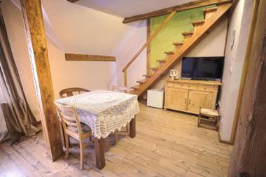 Pod Złotym Kasztanem