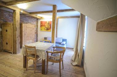 Pod Złotym Kasztanem