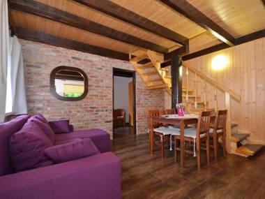 Quaint Holiday Home in Domaslawice with Swimming Pool