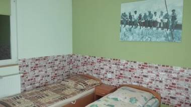 Antares noclegi u Basi