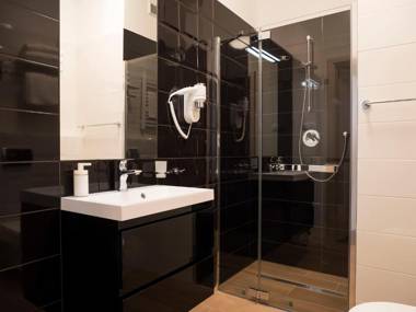 Aparthotel CENTRUM Gliwicka 18