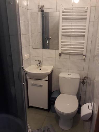 Noclegi Pracownicze Pod Kasztanami