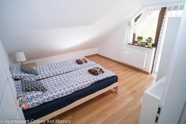 Czarny Kot Mazury Dom Całoroczny