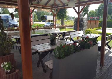 Zajazd CHATA Kębłowo