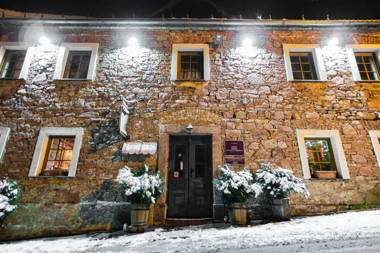 Dom pod Twierdzą Srebrna Góra