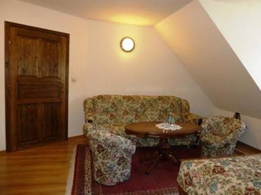 Gościniec Dworski w Ropie