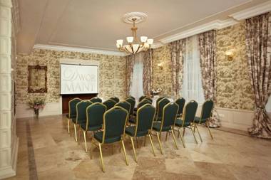 Dwór Many blisko do Suntago & DeepSpot