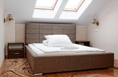 Dworek Różany Hotel & Restauracja