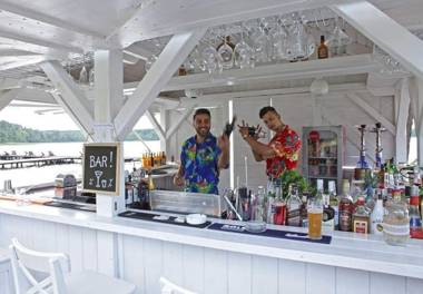 Jabłoń Lake Resort