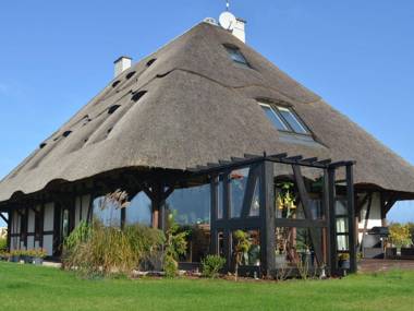 Posh Holiday Home in Pomeranian with Swimming pool