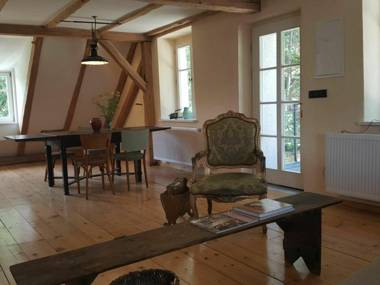 Spacious Authentic Polish Country House in beautiful landscape