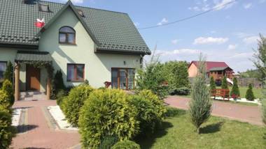 Agroturystyka w Dolinie Wilkowskiej Pod Jeleniami '"