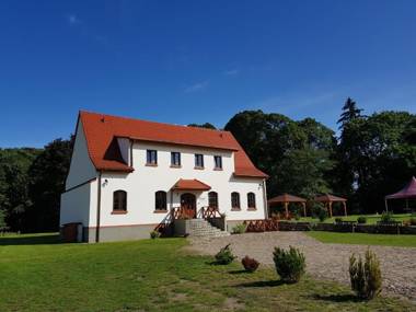 Gospodarstwo nad jeziorem
