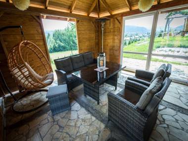 Rustic Chalet in Posada Górna with Fireplace