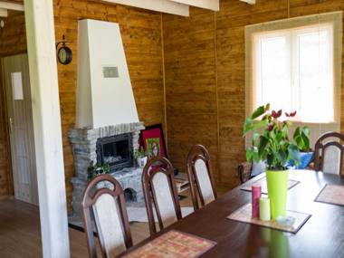 Rustic Chalet in Posada Górna with Fireplace