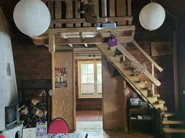 Cozy Holiday Home in Posada Górna with Barbecue