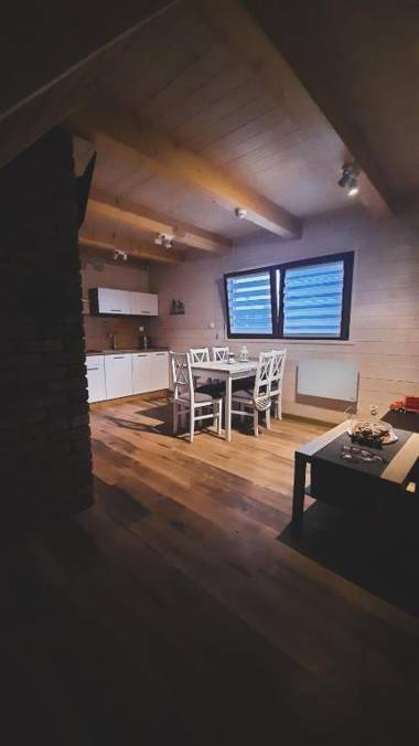 MIODOWA SADYBA Domki całoroczne