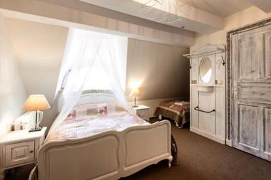 Zabytkowy Spichlerz w Olsztynie koło Częstochowy