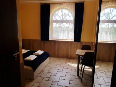 Gościniec Piast Hotel i Camping