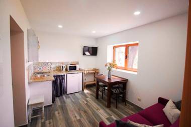 One bedroom house with shared pool enclosed garden and wifi at Vilar de Ferreiros