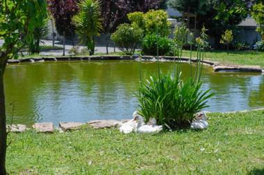 Sundial Gardens & Suites