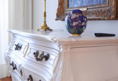 Sundial Gardens & Suites