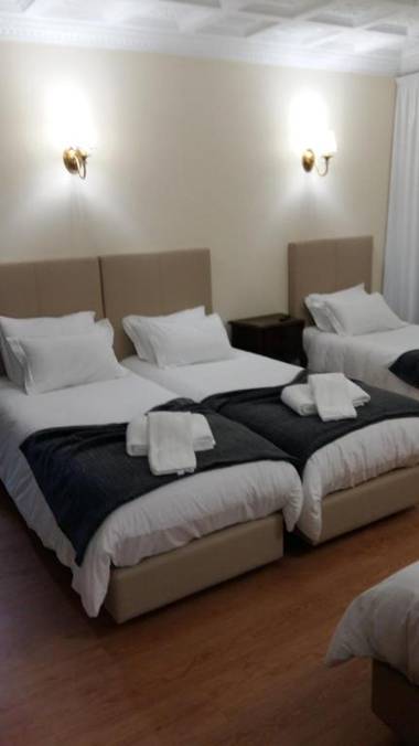 Metro Vilar Suites & Villas