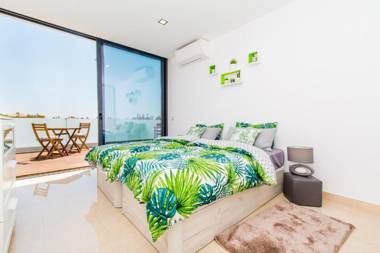 Golden Nelly By Algartur