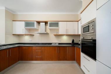 2 Bed Apartment in Cabanas Swimming Pool