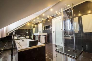 Paço do Bispo Boutique House