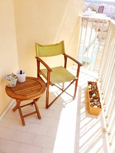 One bedroom appartement with sea view balcony and wifi at Armacao de Pera 1 km away from the beach