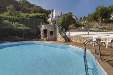 Cais - Waterfront Holiday Apartments - By SCH