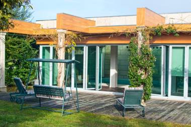 4 bedrooms villa with indoor pool jacuzzi and enclosed garden at Santo Tirso