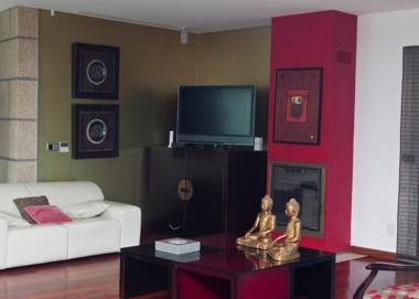 4 bedrooms villa with indoor pool jacuzzi and enclosed garden at Santo Tirso