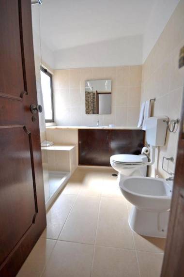 Old Village area and Walking distance to the centre