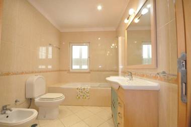 Large 3 bedroom private pool villa in Vilasol Resort