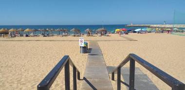 T2 Gaveto- Frente Mar Wifi Aconchegante & Familiar